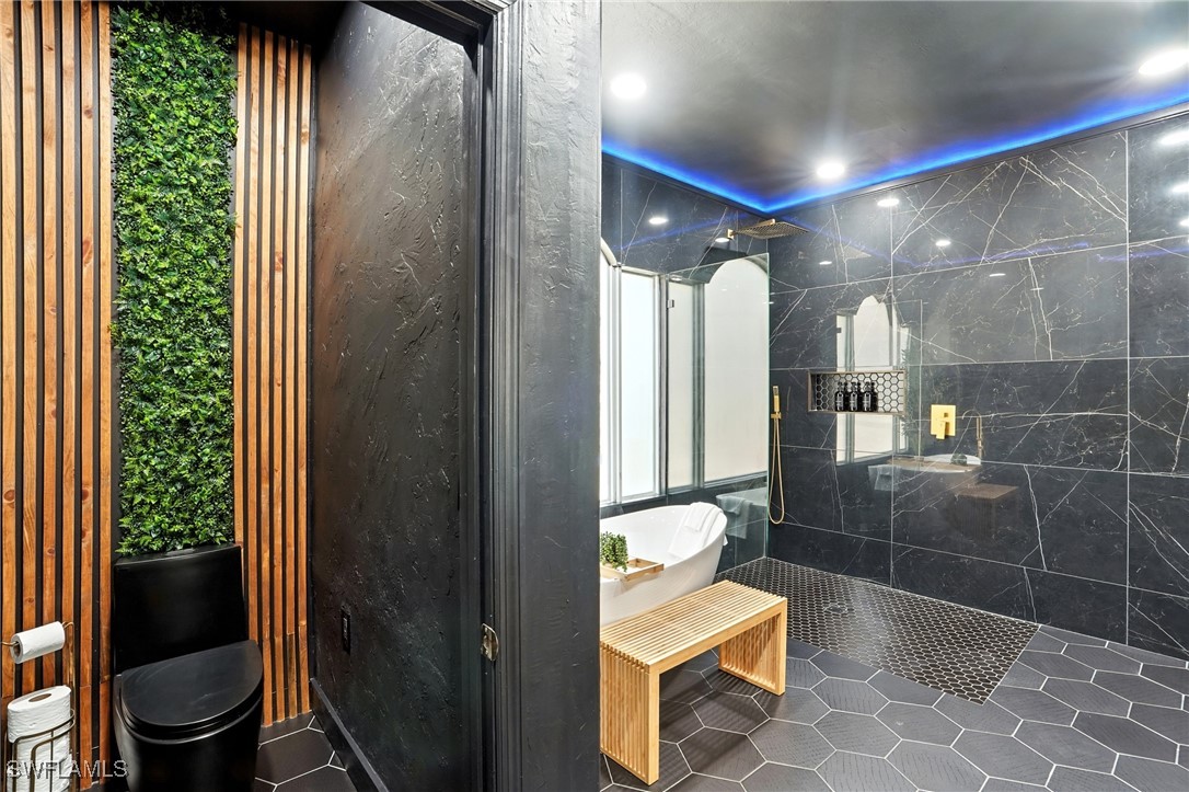 6 Bed SingleFamilyResidence for Sale in Mahogany Run, photo 27