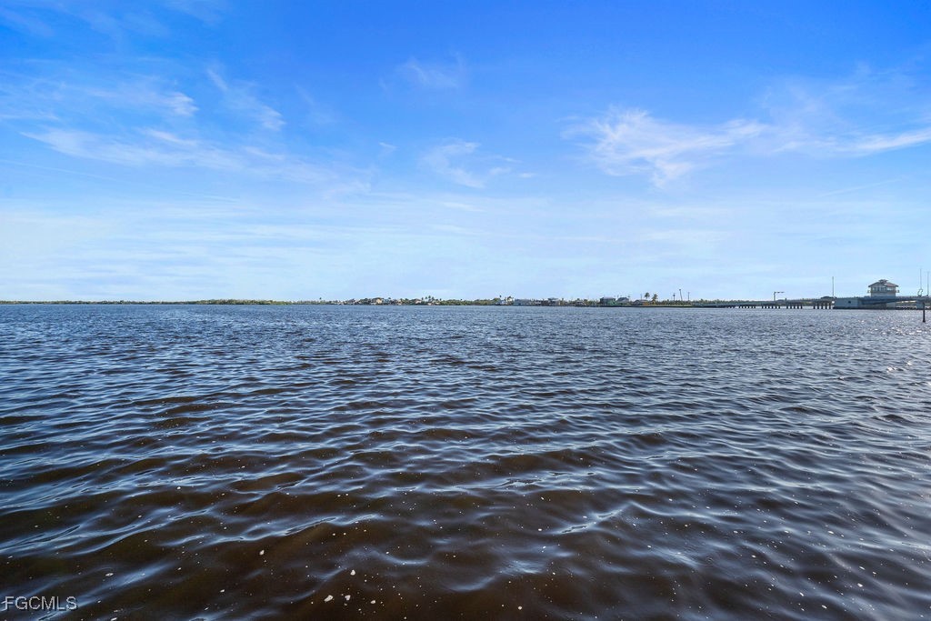 3 Bed Waterfront Home for Sale in Matlacha, photo 27