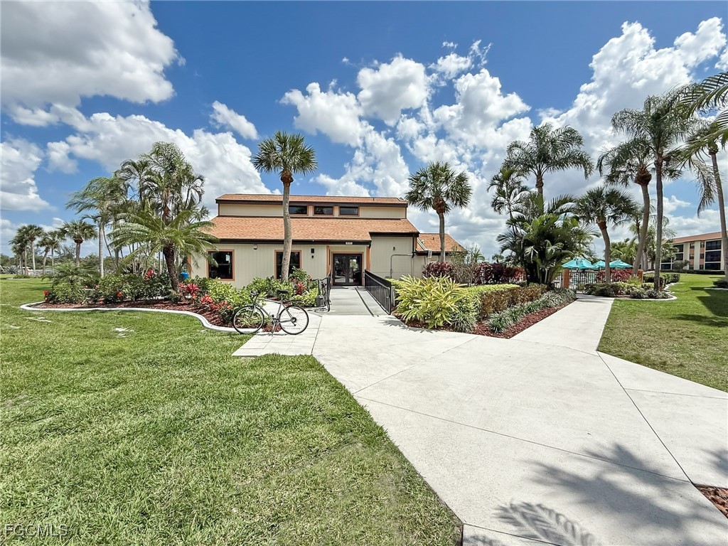 2 Bed Waterfront Home for Sale in North Fort Myers, photo 27