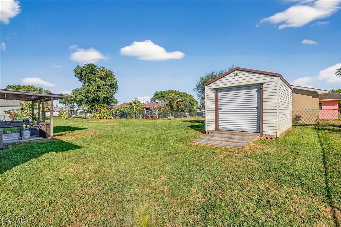 3 Bed SingleFamilyResidence for Sale in Lehigh Acres, photo 27