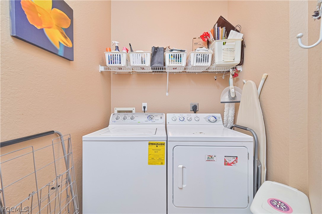 2 Bed Condominium for Sale in Fort Myers, photo 27