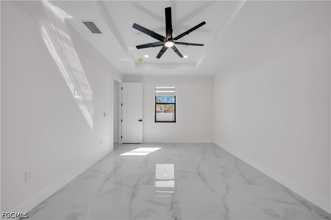 3 Bed SingleFamilyResidence for Sale in Cape Coral, photo 27
