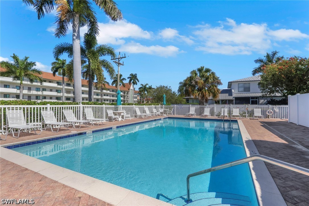 2 Bed Condominium for Sale in Marco Island, photo 27