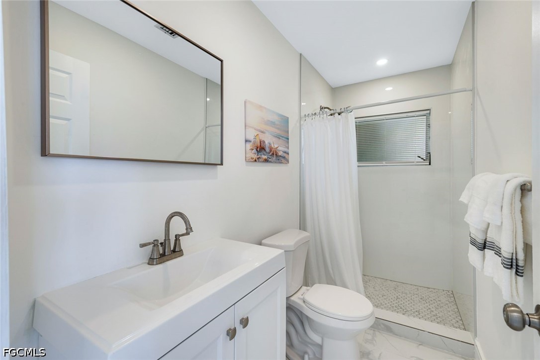 3 Bed Waterfront Home for Sale in Waterway Estates, photo 27