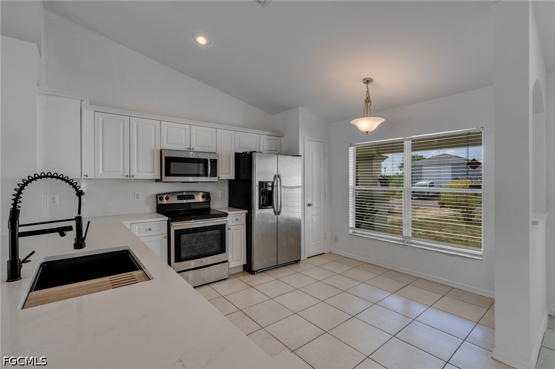 3 Bed Pool Home for Sale in Cape Coral, photo 27