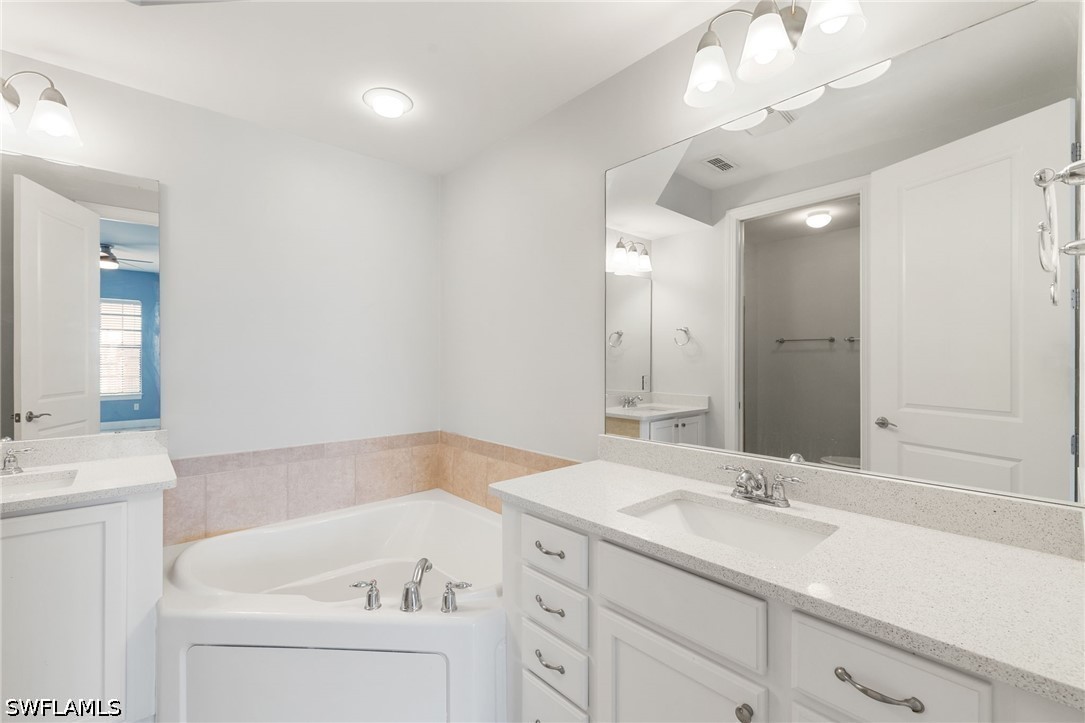 3 Bed Condominium for Sale in Estero, photo 27