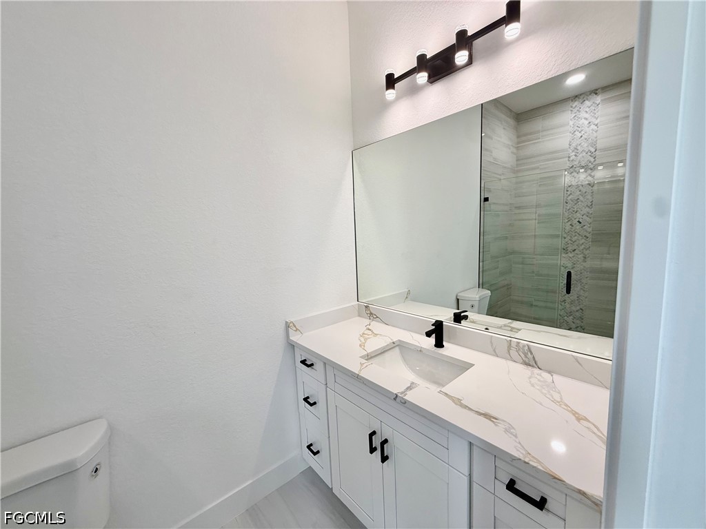 4 Bed SingleFamilyResidence for Sale in Lehigh Acres, photo 27