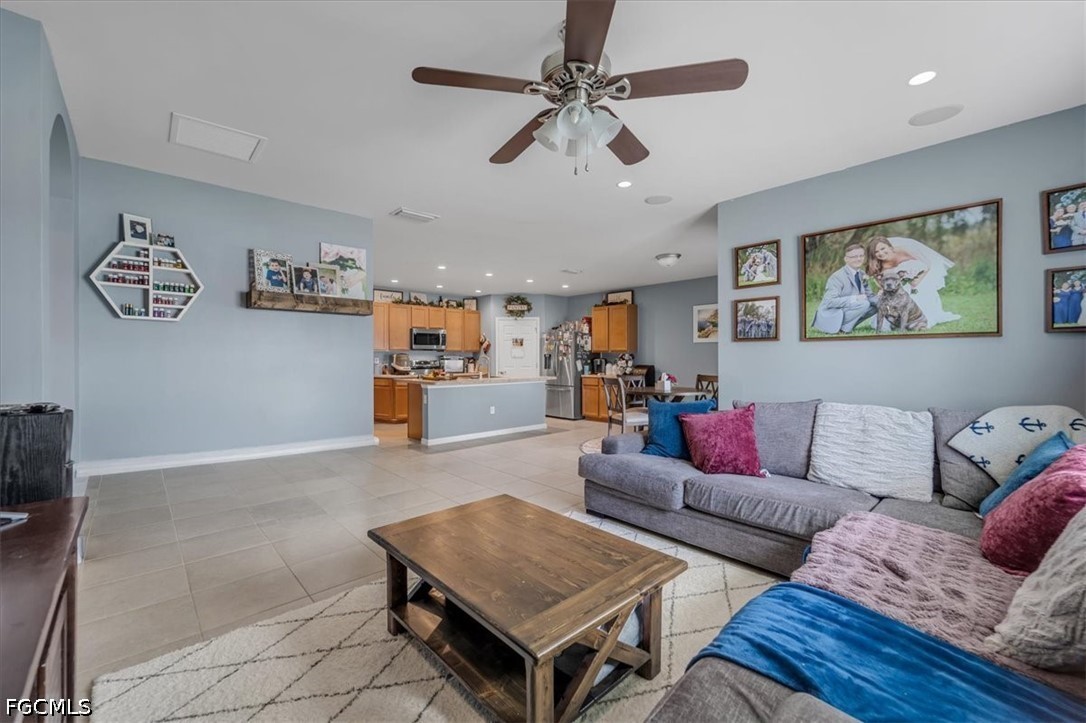 4 Bed SingleFamilyResidence for Sale in Cape Coral, photo 27