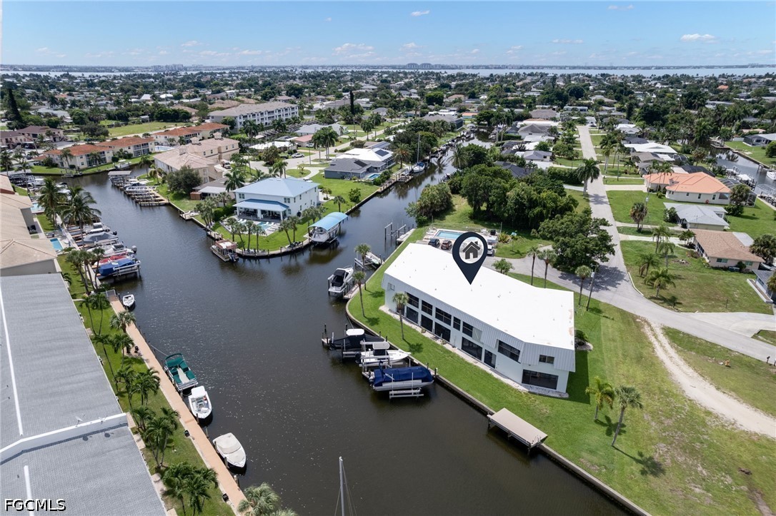2 Bed Waterfront Home for Sale in Cape Coral, photo 27