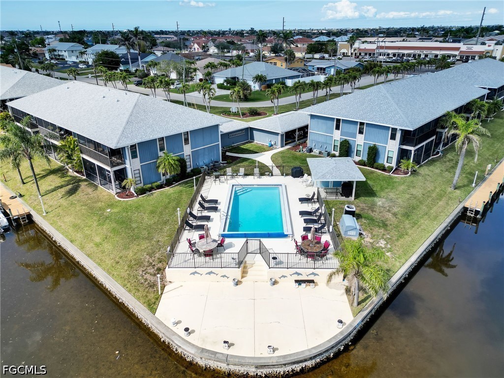 2 Bed Waterfront Home for Sale in Cape Coral, photo 27