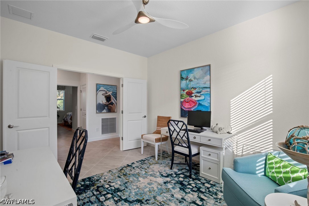 3 Bed Pool Home for Sale in Country Club, photo 27