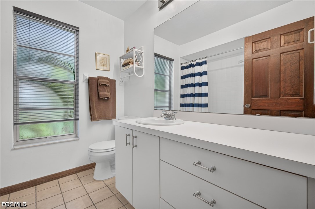 3 Bed Pool Home for Sale in Fort Myers, photo 27