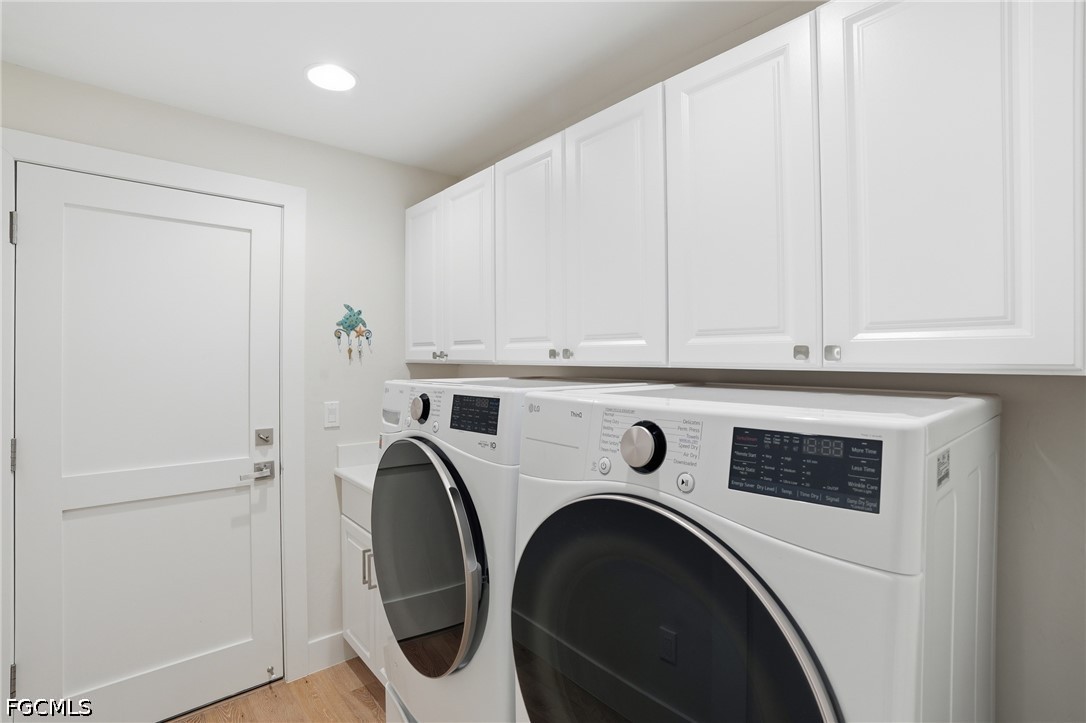 3 Bed Pool Home for Sale in Royal Harbor, photo 27
