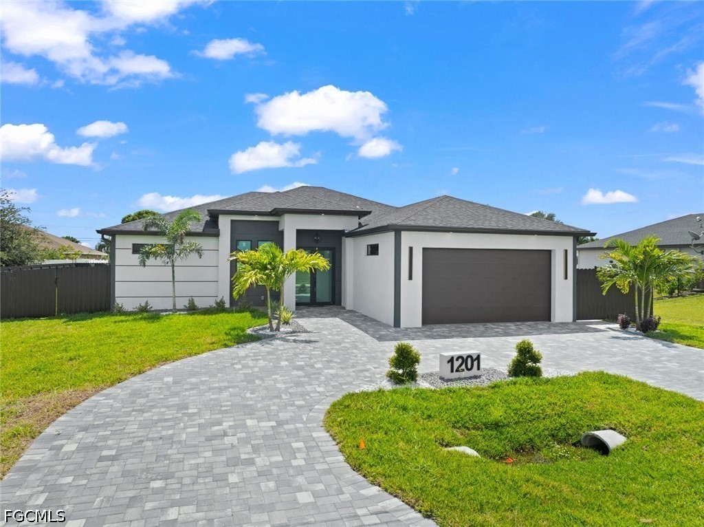 3 Bed Pool Home for Sale in Cape Coral, photo 27