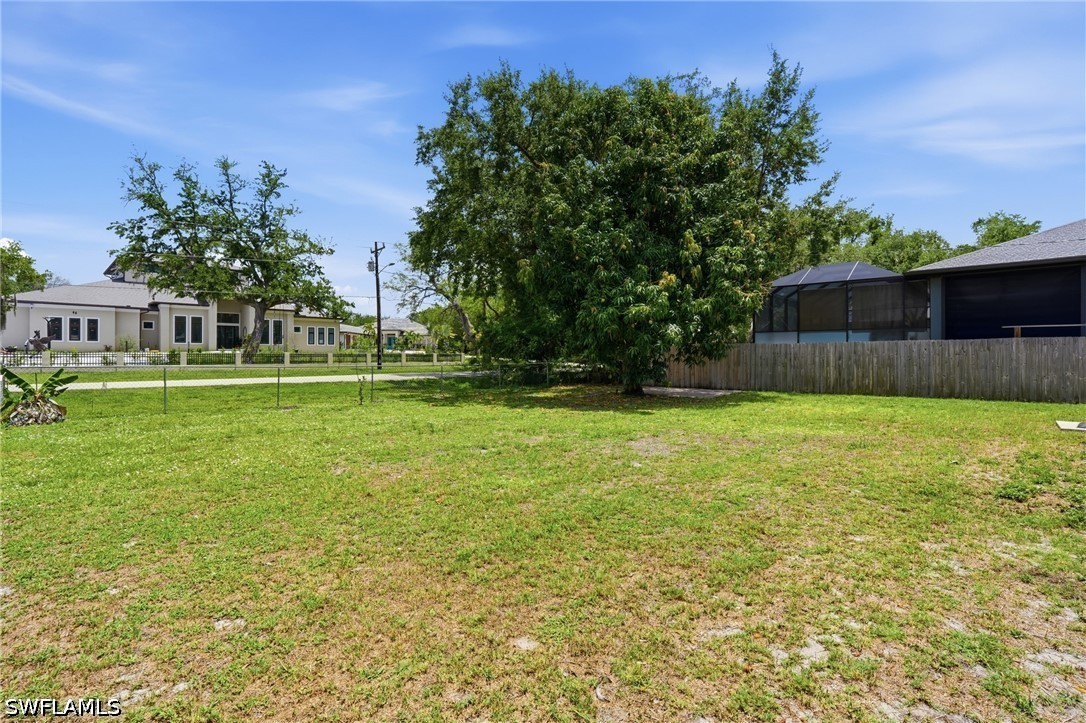 3 Bed SingleFamilyResidence for Sale in River Manor, photo 27
