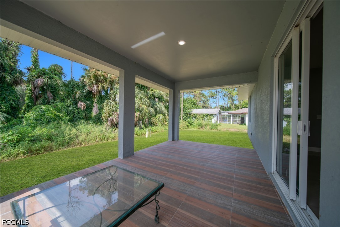 3 Bed SingleFamilyResidence for Sale in Lehigh Acres, photo 27