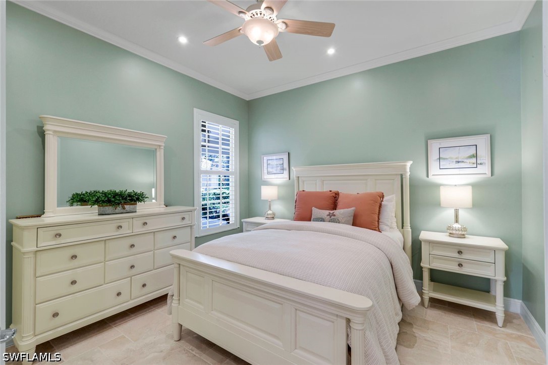 4 Bed Pool Home for Sale in Island Walk, photo 27