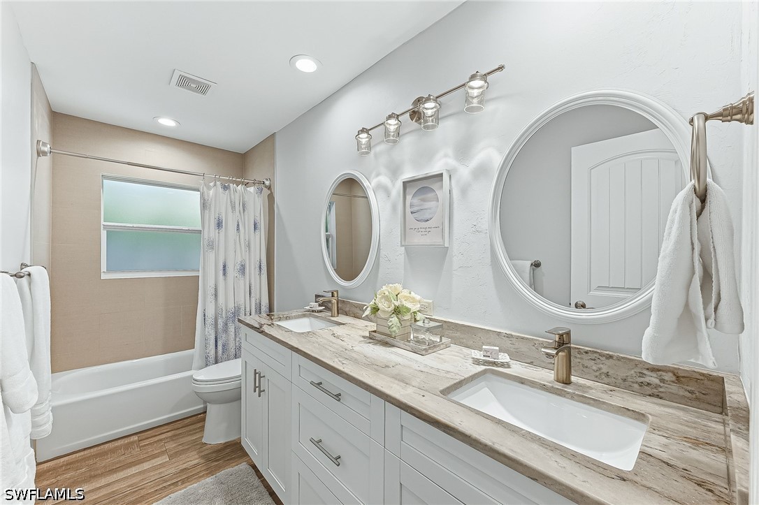 3 Bed Pool Home for Sale in Naples Park, photo 27