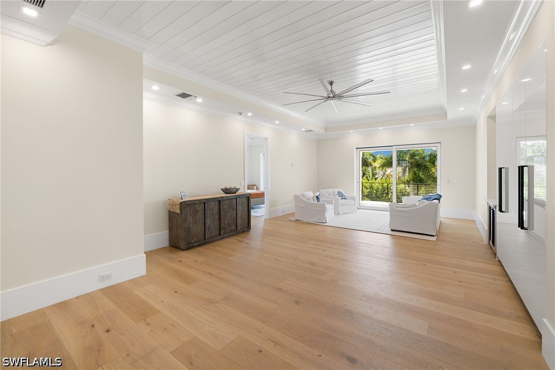 5 Bed Pool Home for Sale in Moorings, photo 27