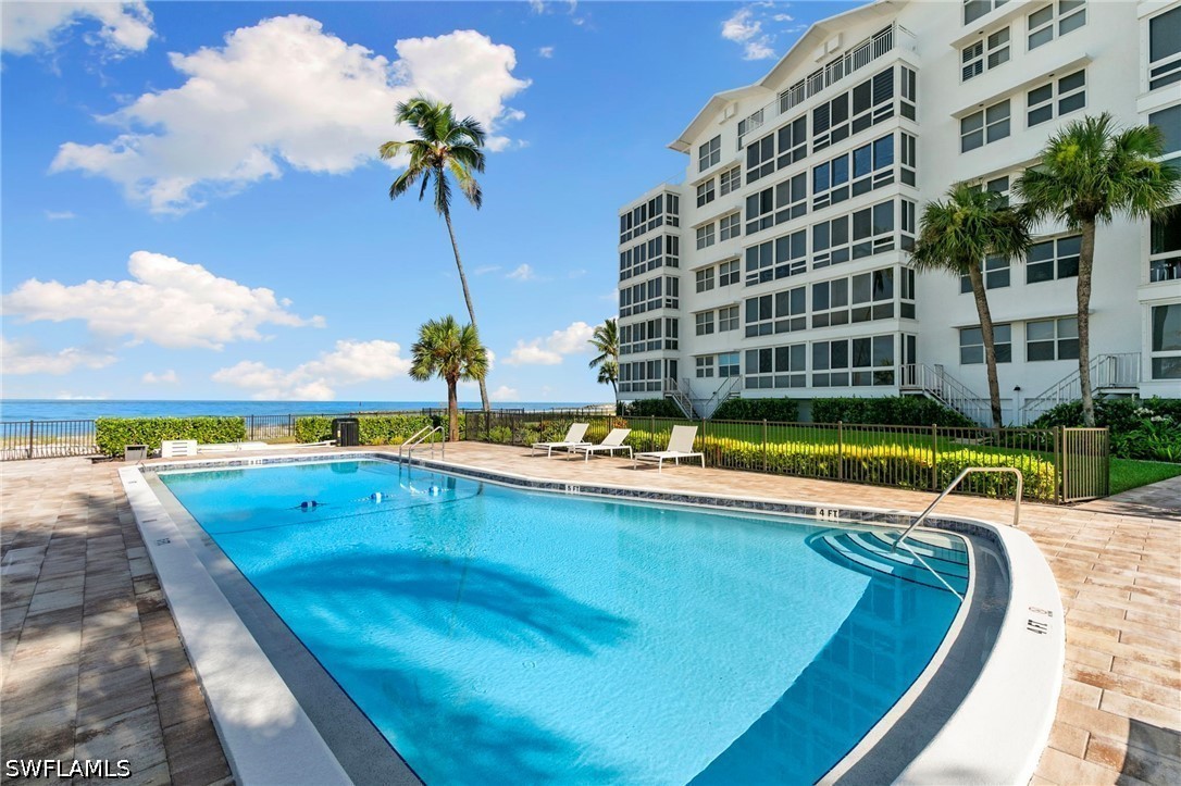 2 Bed Waterfront Home for Sale in Naples, photo 27