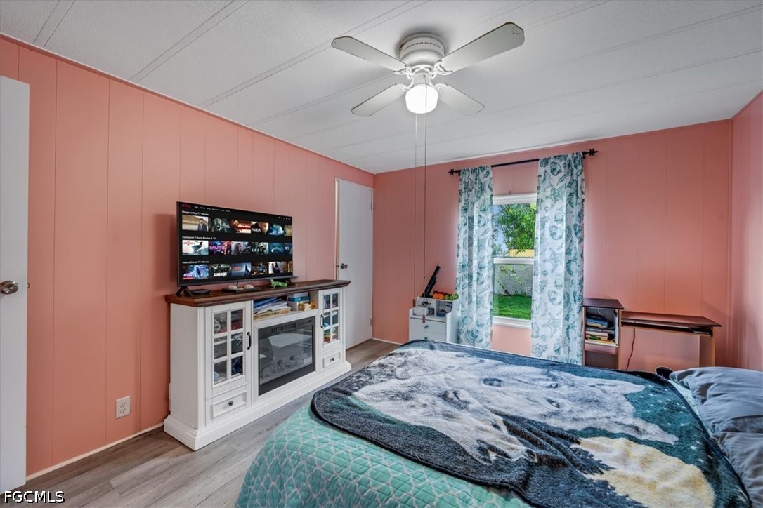 2 Bed ManufacturedHome for Sale in North Fort Myers, photo 27