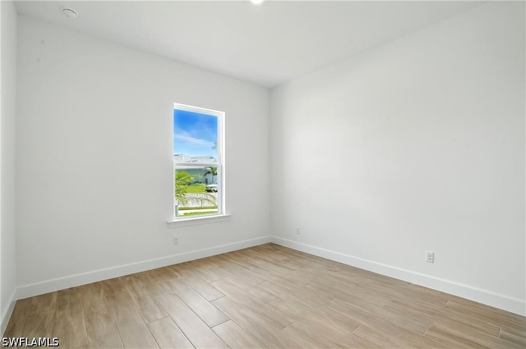 4 Bed SingleFamilyResidence for Sale in Fort Myers, photo 27
