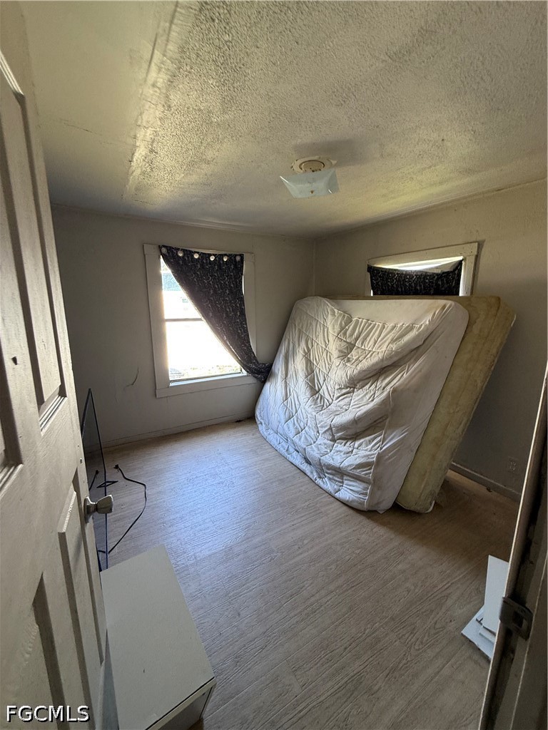3 Bed SingleFamilyResidence for Sale in Lakeview Terr, photo 27