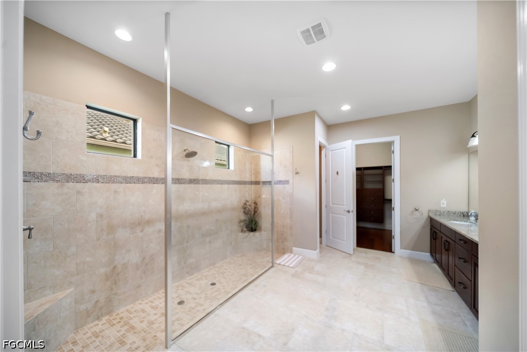 3 Bed Pool Home for Sale in Esplanade, photo 27