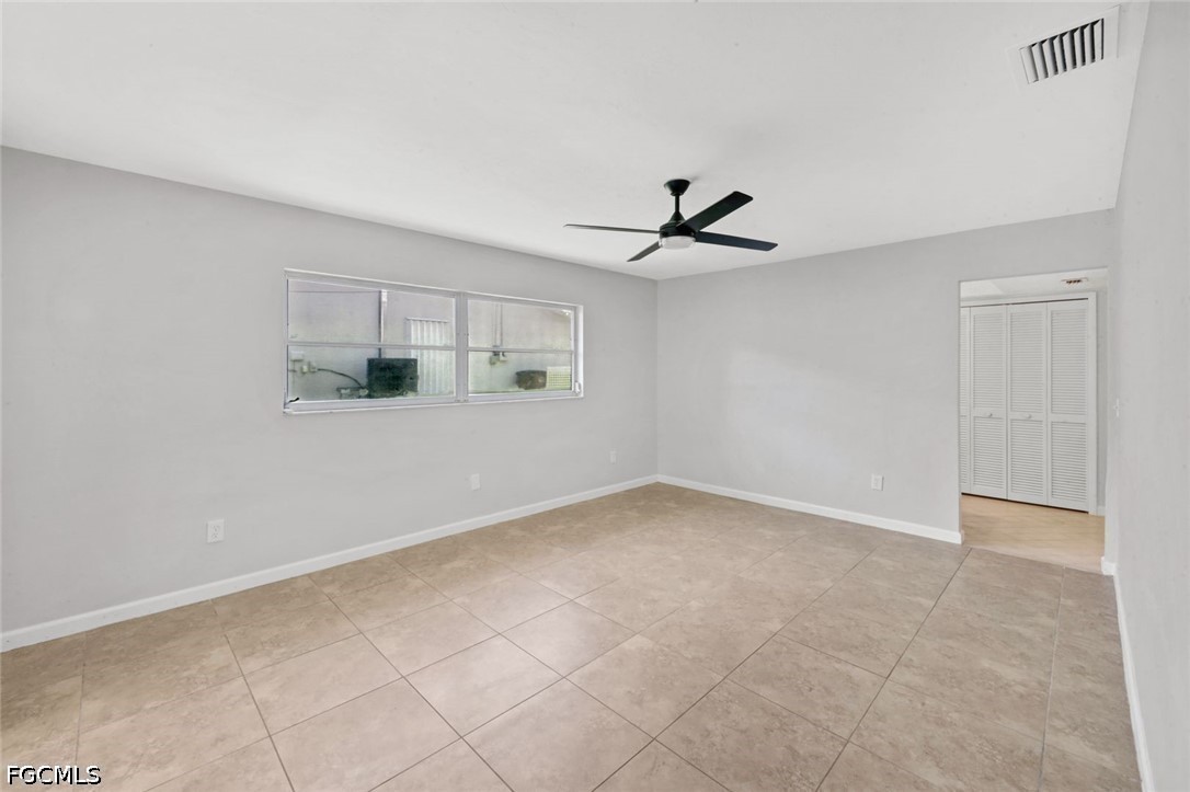 3 Bed SingleFamilyResidence for Sale in Cape Coral, photo 27