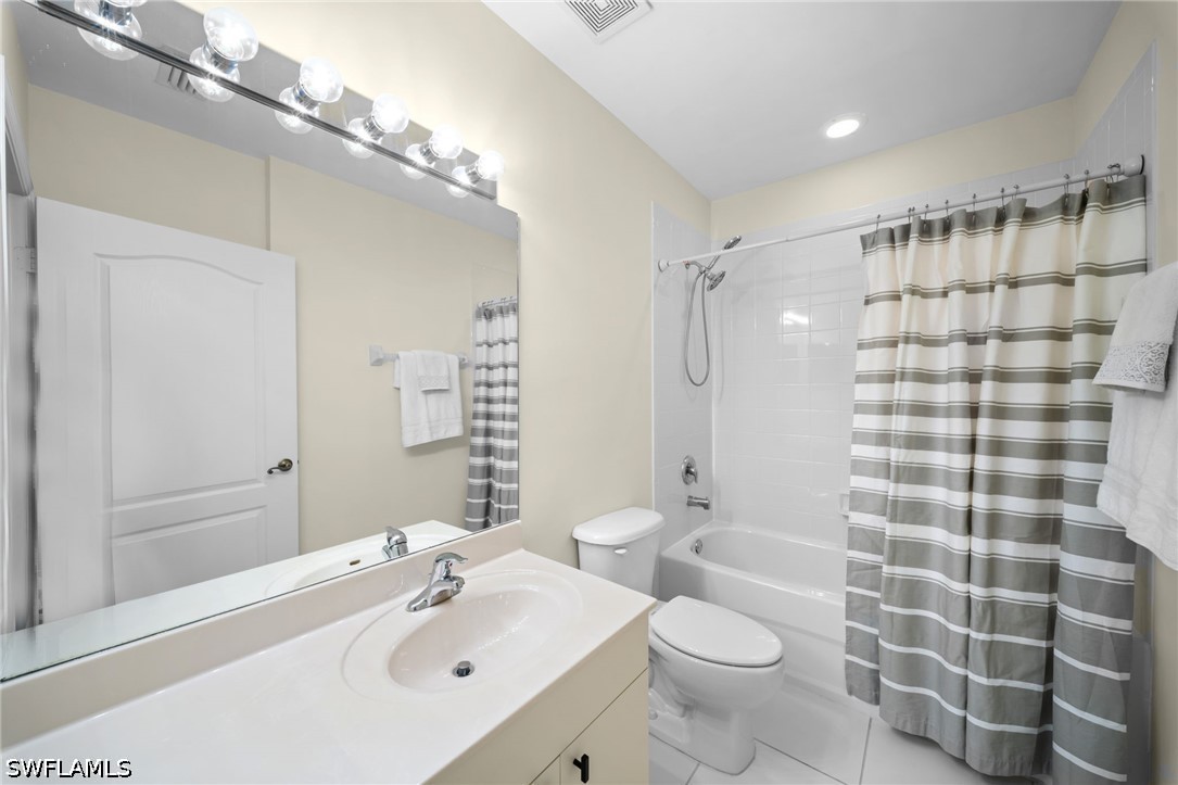 2 Bed Waterfront Home for Sale in Blue Heron, photo 27