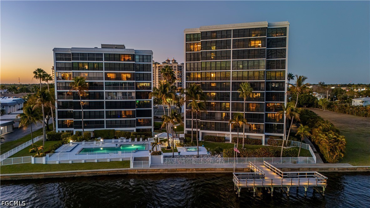 3 Bed Waterfront Home for Sale in North Shore Place, photo 27