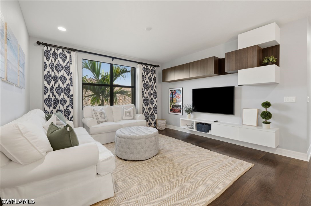6 Bed Pool Home for Sale in Riverstone, photo 27