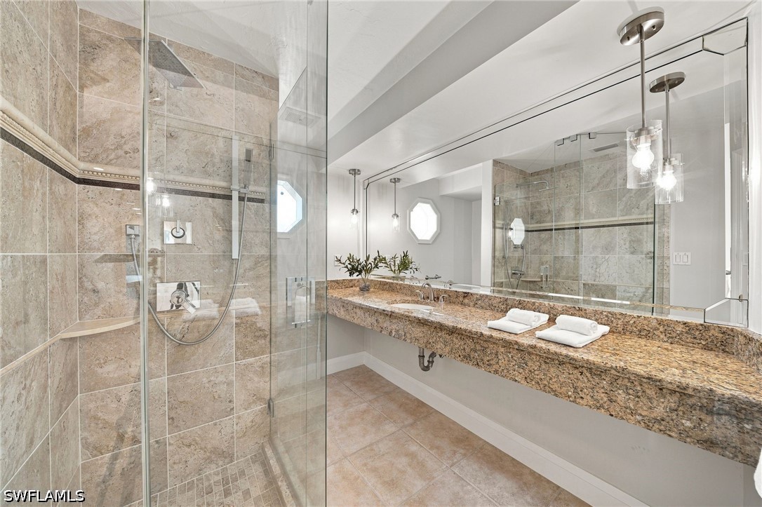 4 Bed Pool Home for Sale in Park Shore, photo 27