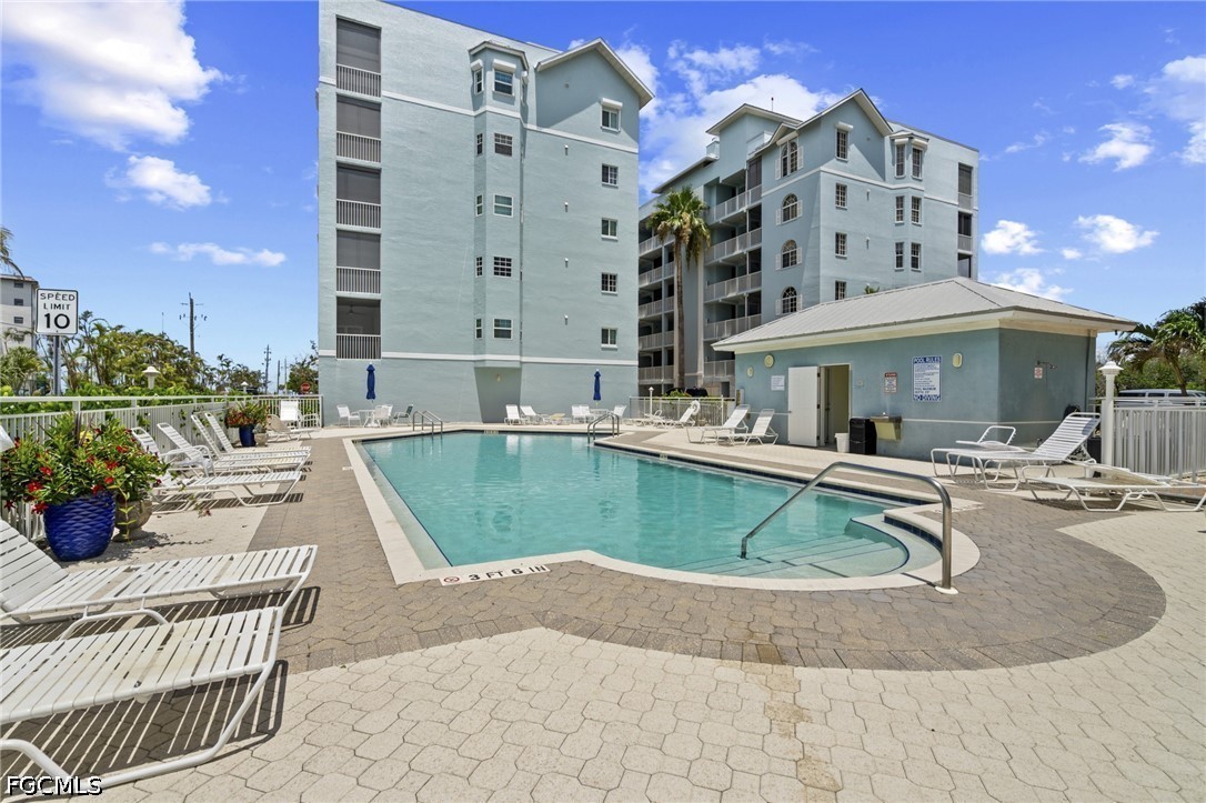 2 Bed Waterfront Home for Sale in Admirals Bay, photo 27