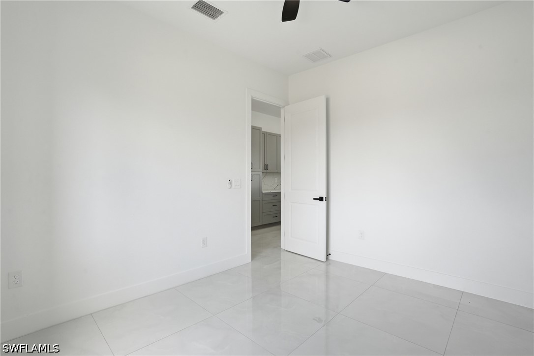 3 Bed SingleFamilyResidence for Sale in Lehigh Acres, photo 27
