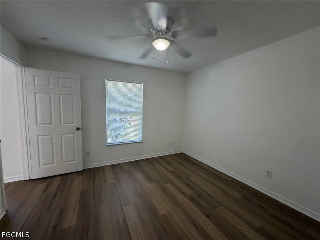 3 Bed SingleFamilyResidence for Sale in Cape Coral, photo 27