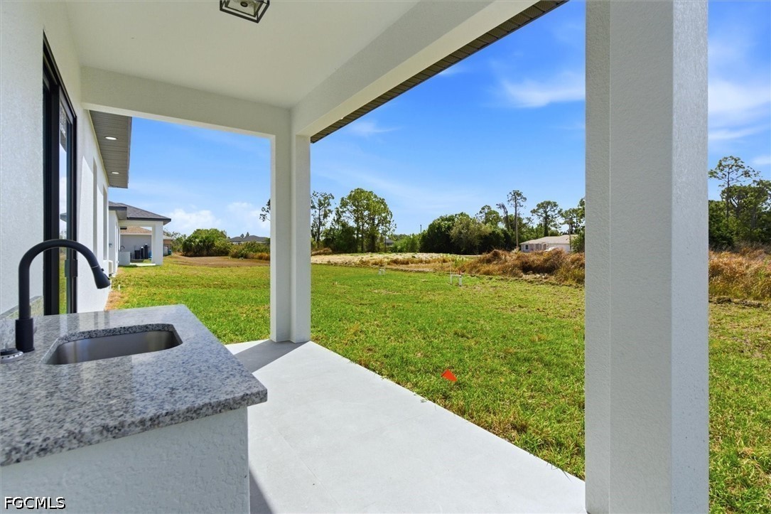 3 Bed SingleFamilyResidence for Sale in Lehigh Acres, photo 27
