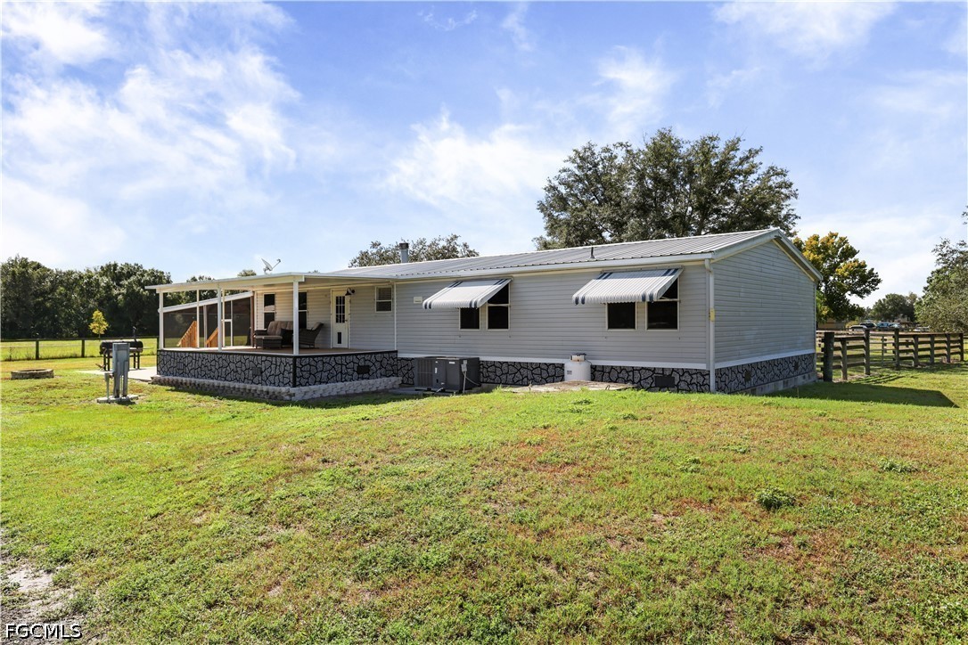 3 Bed SingleFamilyResidence for Sale in Labelle, photo 27