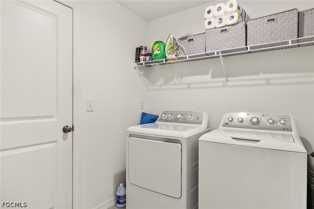 4 Bed SingleFamilyResidence for Sale in Oakview, photo 27