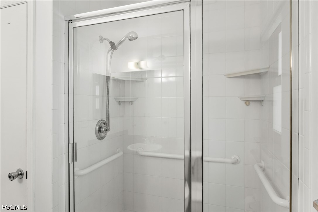 3 Bed SingleFamilyResidence for Sale in San Carlos Park, photo 27
