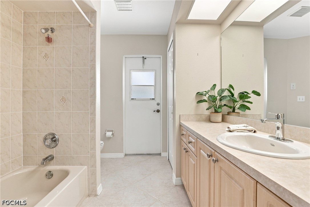 4 Bed Pool Home for Sale in Cape Coral, photo 27