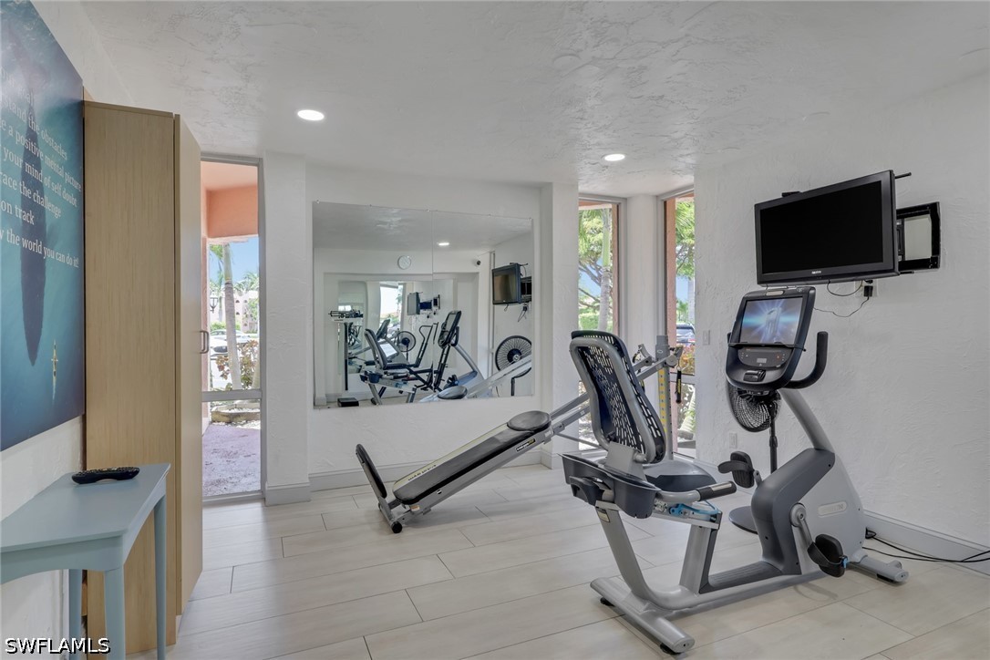1 Bed Condominium for Sale in Naples, photo 27