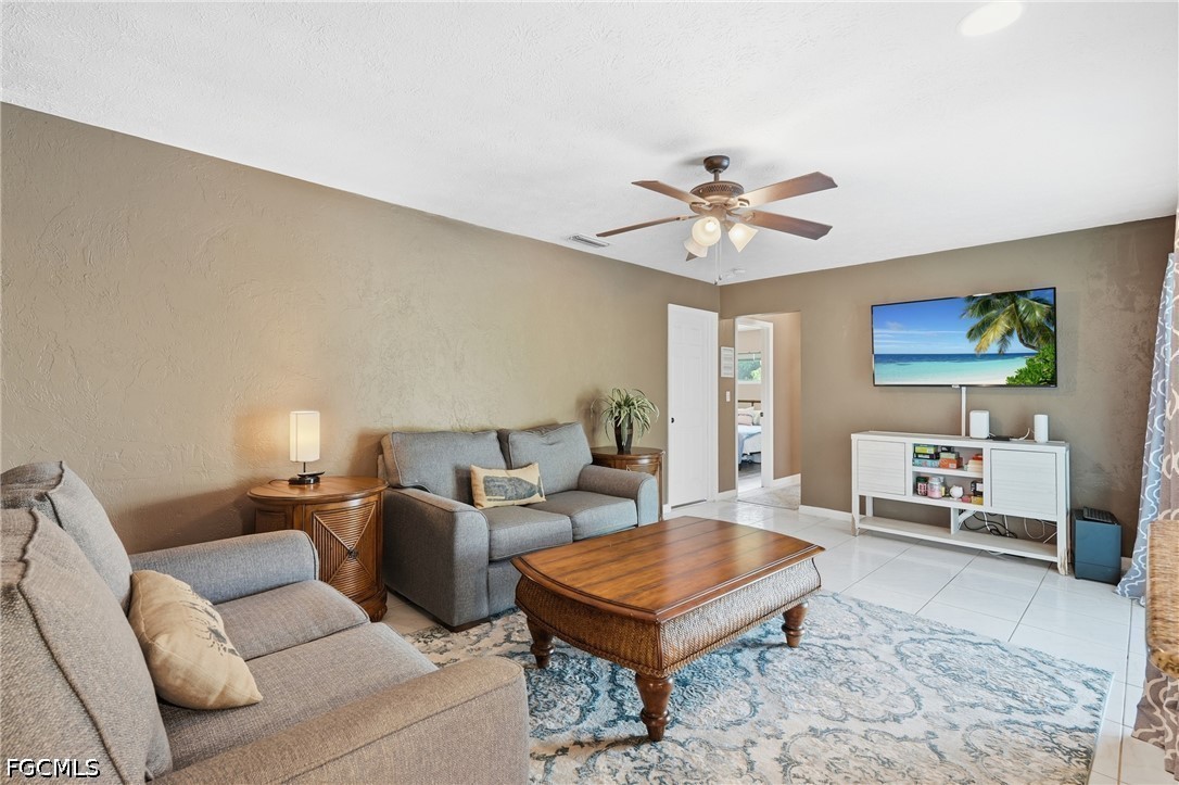 3 Bed Pool Home for Sale in Cape Coral, photo 27