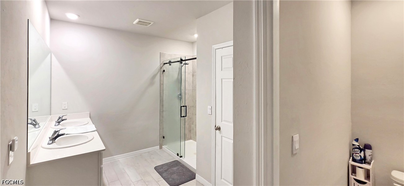 3 Bed SingleFamilyResidence for Sale in Cape Coral, photo 27