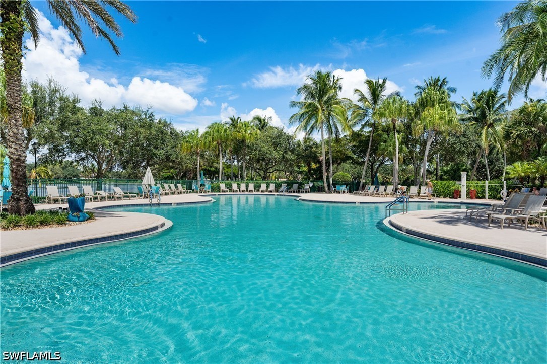 2 Bed Waterfront Home for Sale in Island Walk, photo 27