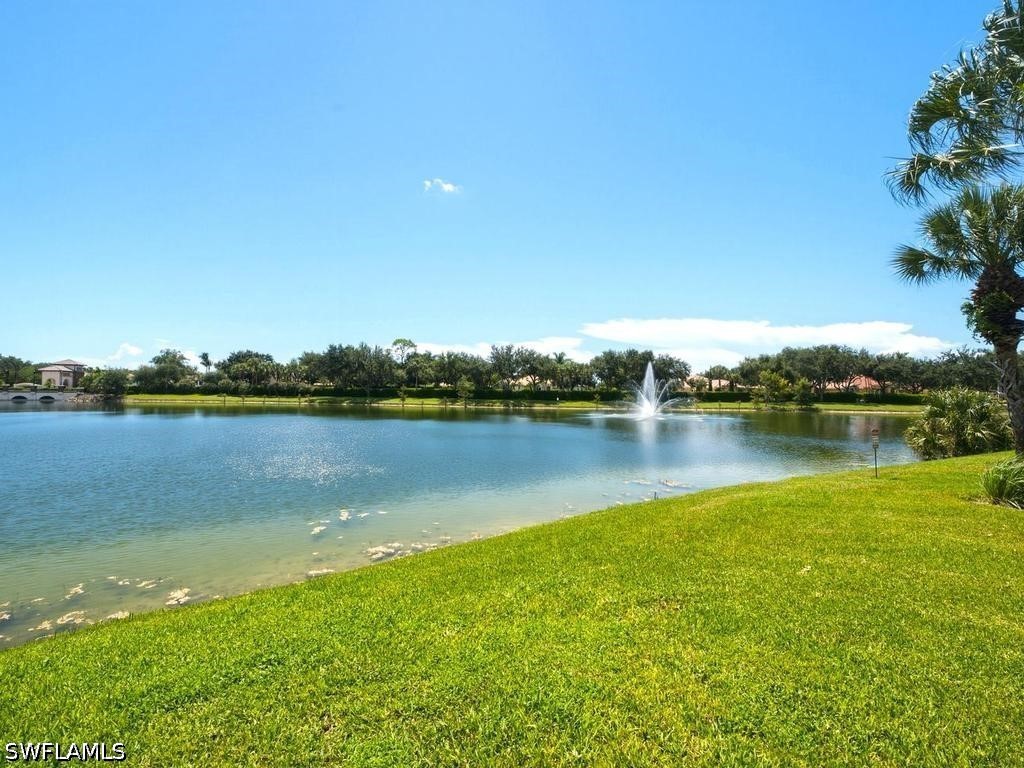 2 Bed Waterfront Home for Sale in Hawthorne, photo 27