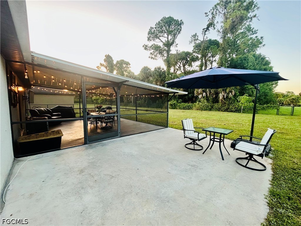 3 Bed SingleFamilyResidence for Sale in Shadow Lakes, photo 27