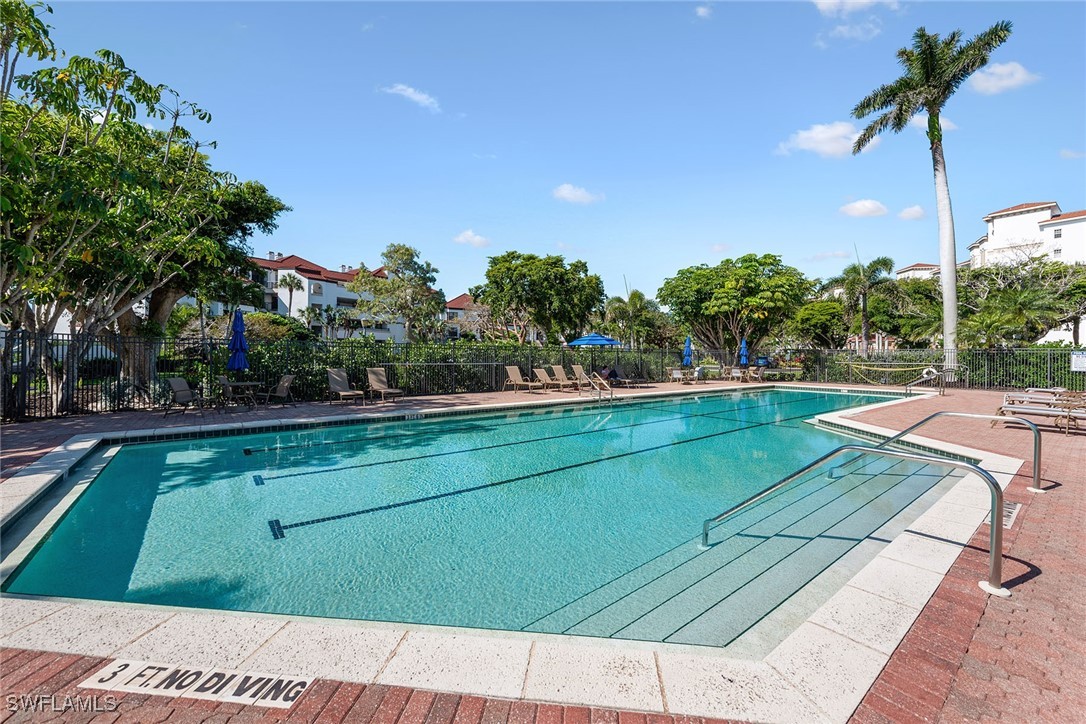 2 Bed Waterfront Home for Sale in La Peninsula, photo 28