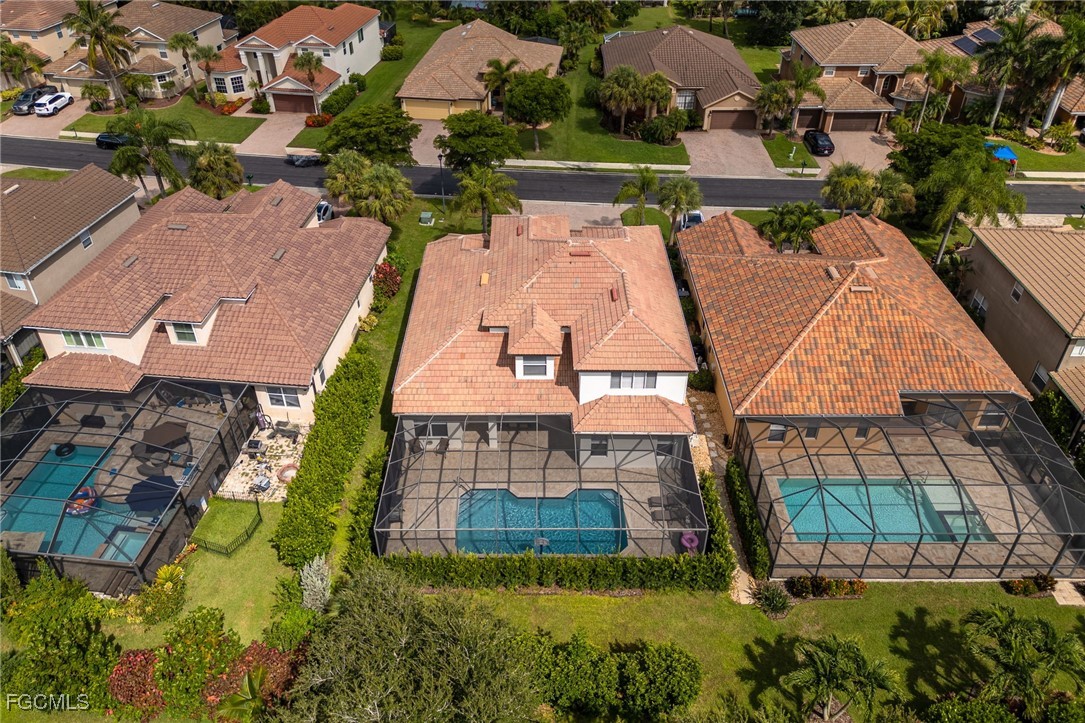 6 Bed Pool Home for Sale in Stoneybrook, photo 28