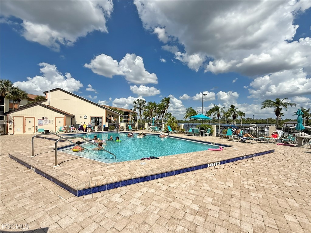 2 Bed Waterfront Home for Sale in North Fort Myers, photo 28